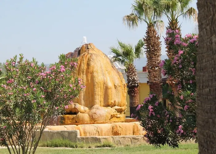 Hierapolis Termal Ξενοδοχείο 4*